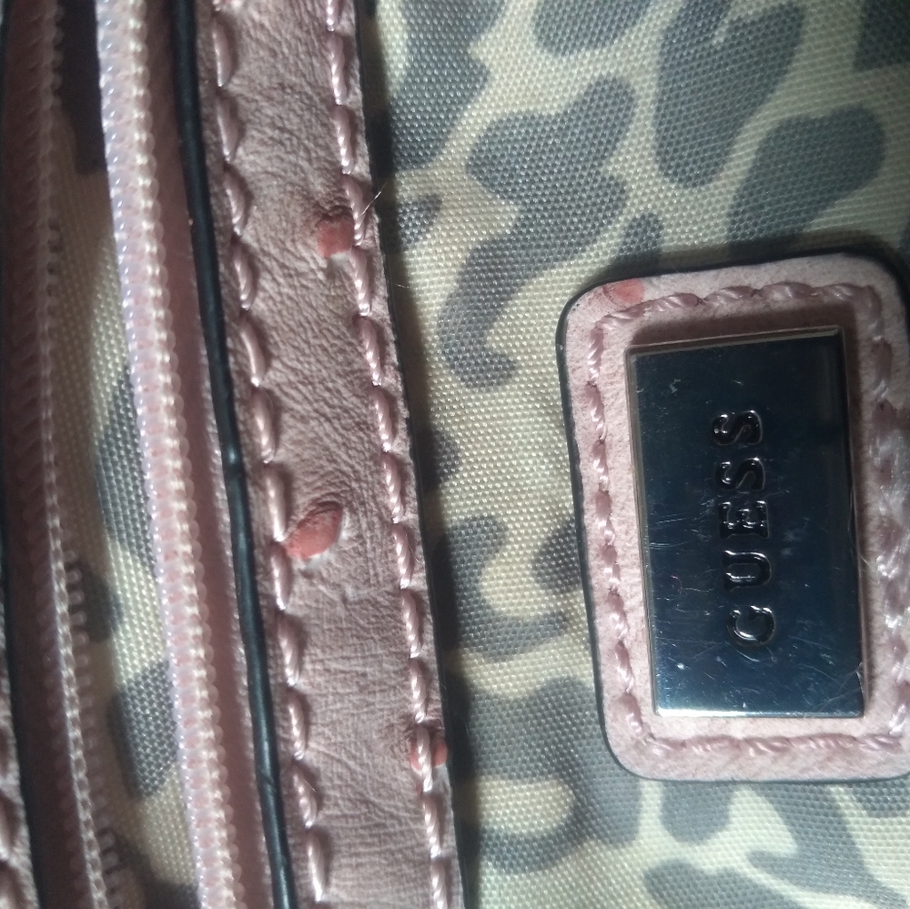 Guess Purse - Picture 2 of 6
